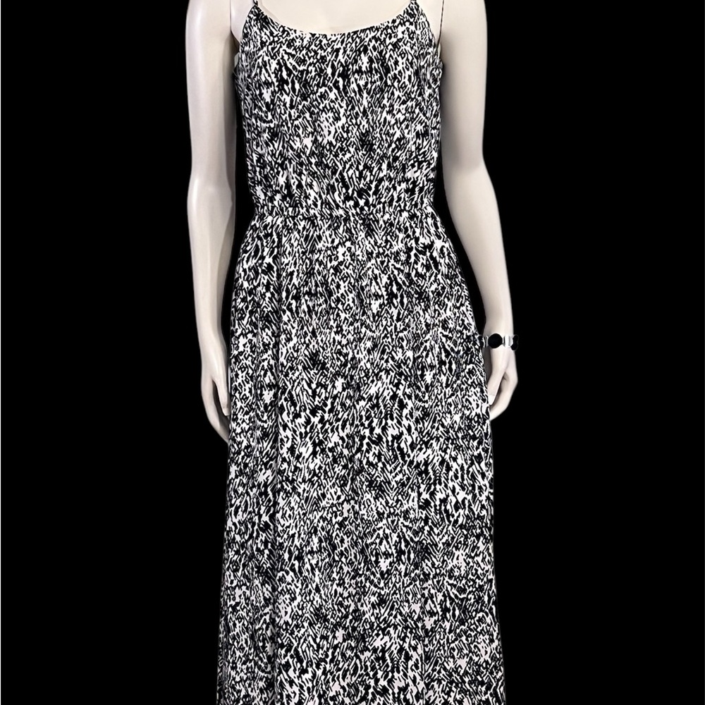 Elegant Black and White Women's Dress